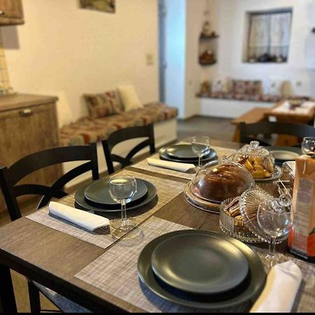 Апартаменты Diavrouxas House In Sifnos Cherronisos  Экстерьер фото